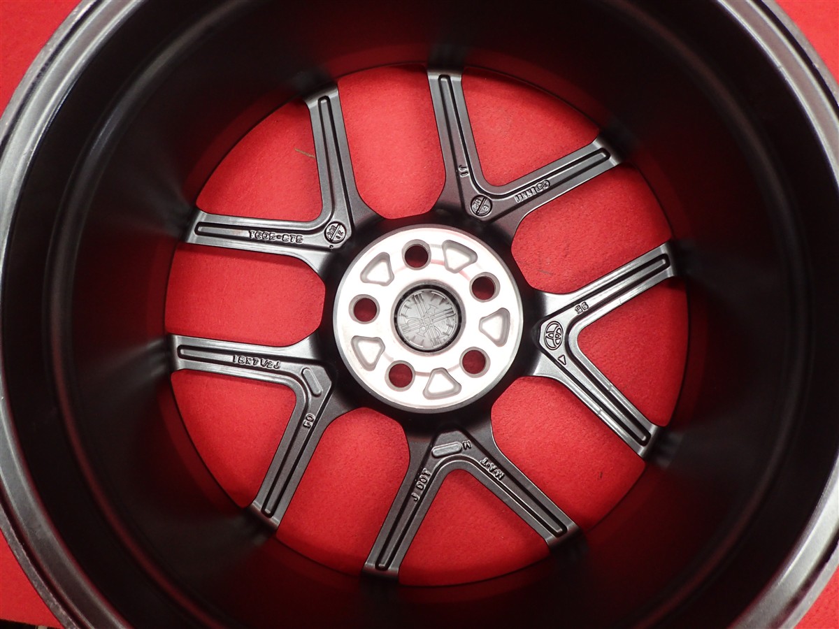 プリウス PHV ( 50系 ) GR スポーツ 純正 18インチ | 中古タイヤ